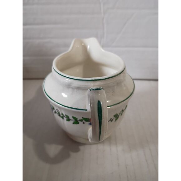 Wedgwood California Earthenware Fruit Creamer Etruria England - Picture 5 of 6
